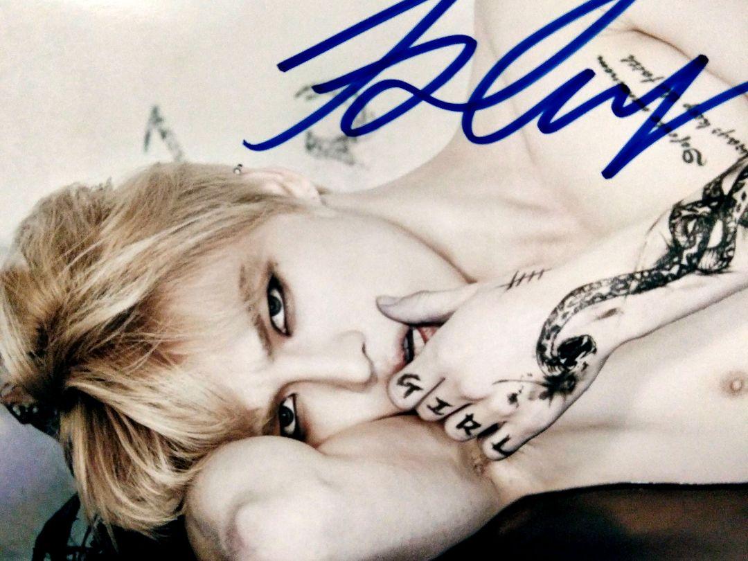 ジェジュン直筆サイン入り2Lサイズ写真…Kim Jae-joong…③